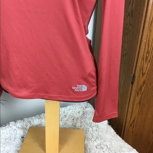 THE Northface long sleeve v neck rust colored XS - Picture 4 of 10